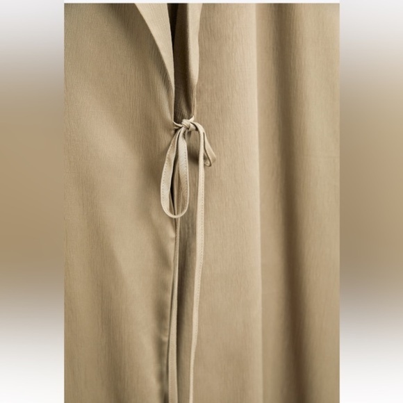 Zara Wrinkle Look Flowy Trench (NWT) - Picture 10 of 16